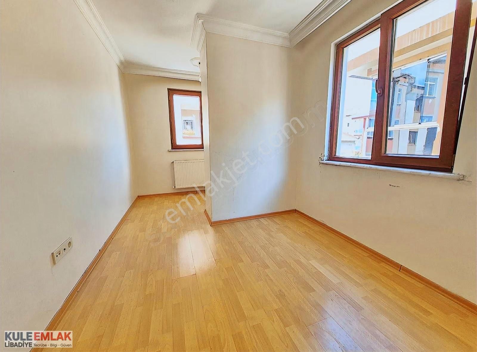 Muhteşem Lokasyonda Metroya Yakın Ara Kat Daire - Görsel 23