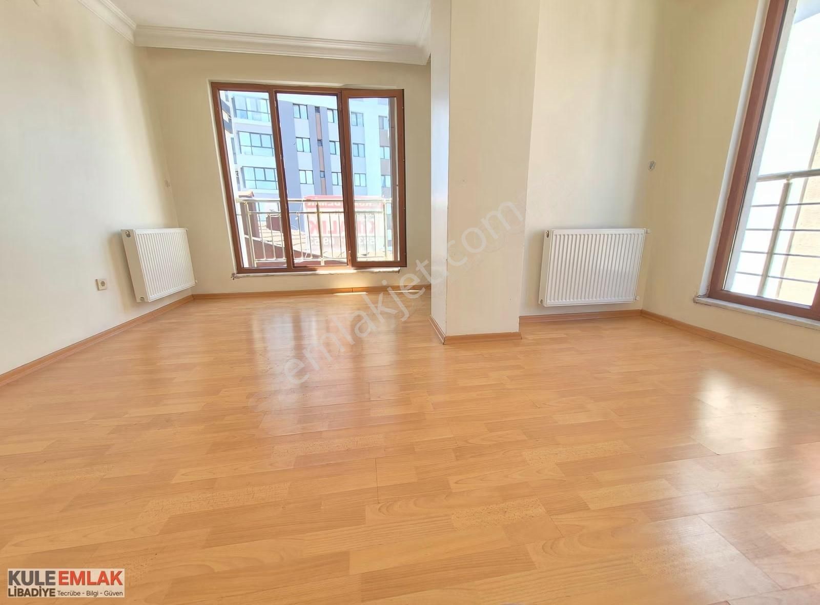 Muhteşem Lokasyonda Metroya Yakın Ara Kat Daire - Görsel 16