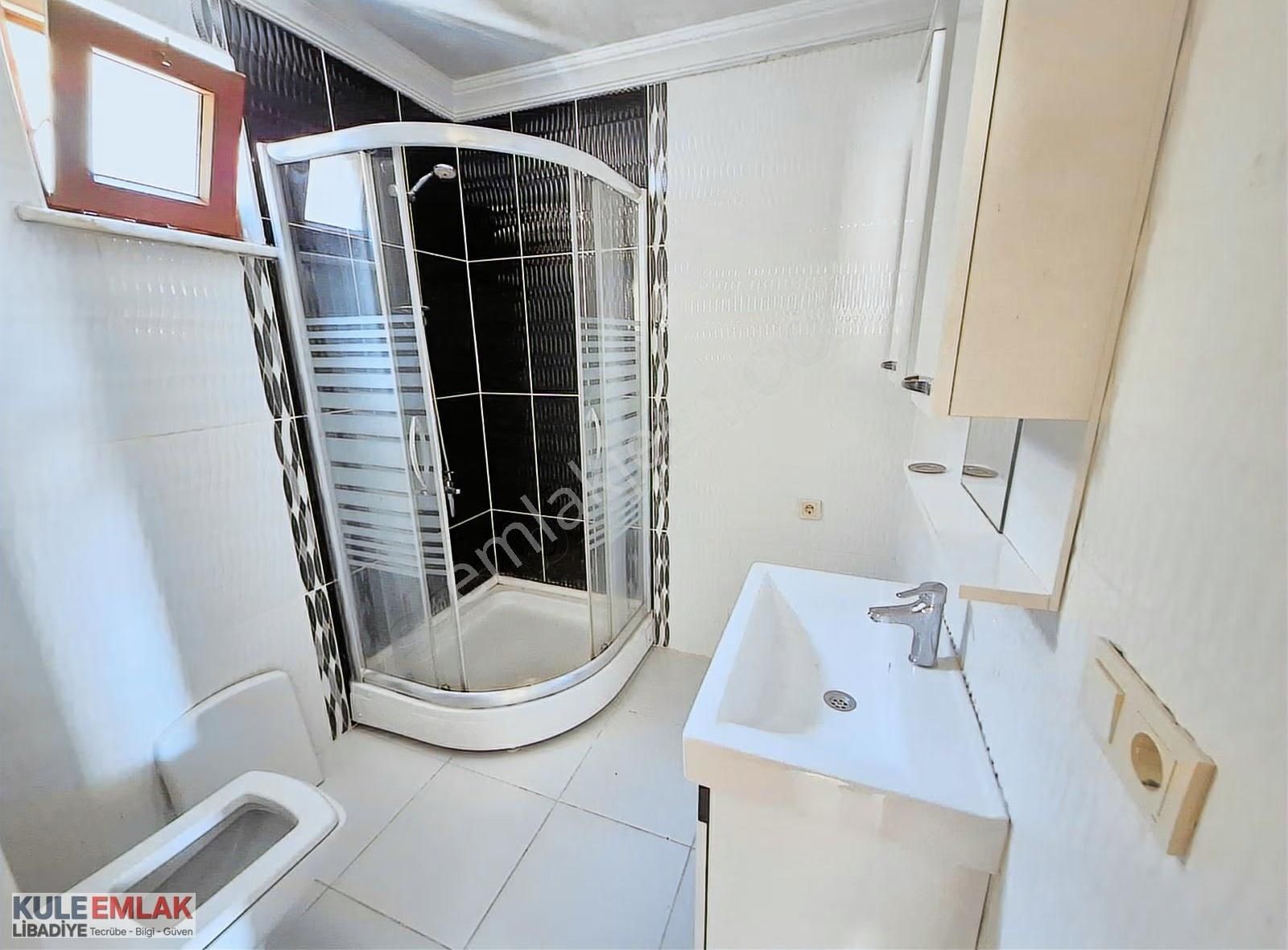 Muhteşem Lokasyonda Metroya Yakın Ara Kat Daire - Görsel 14