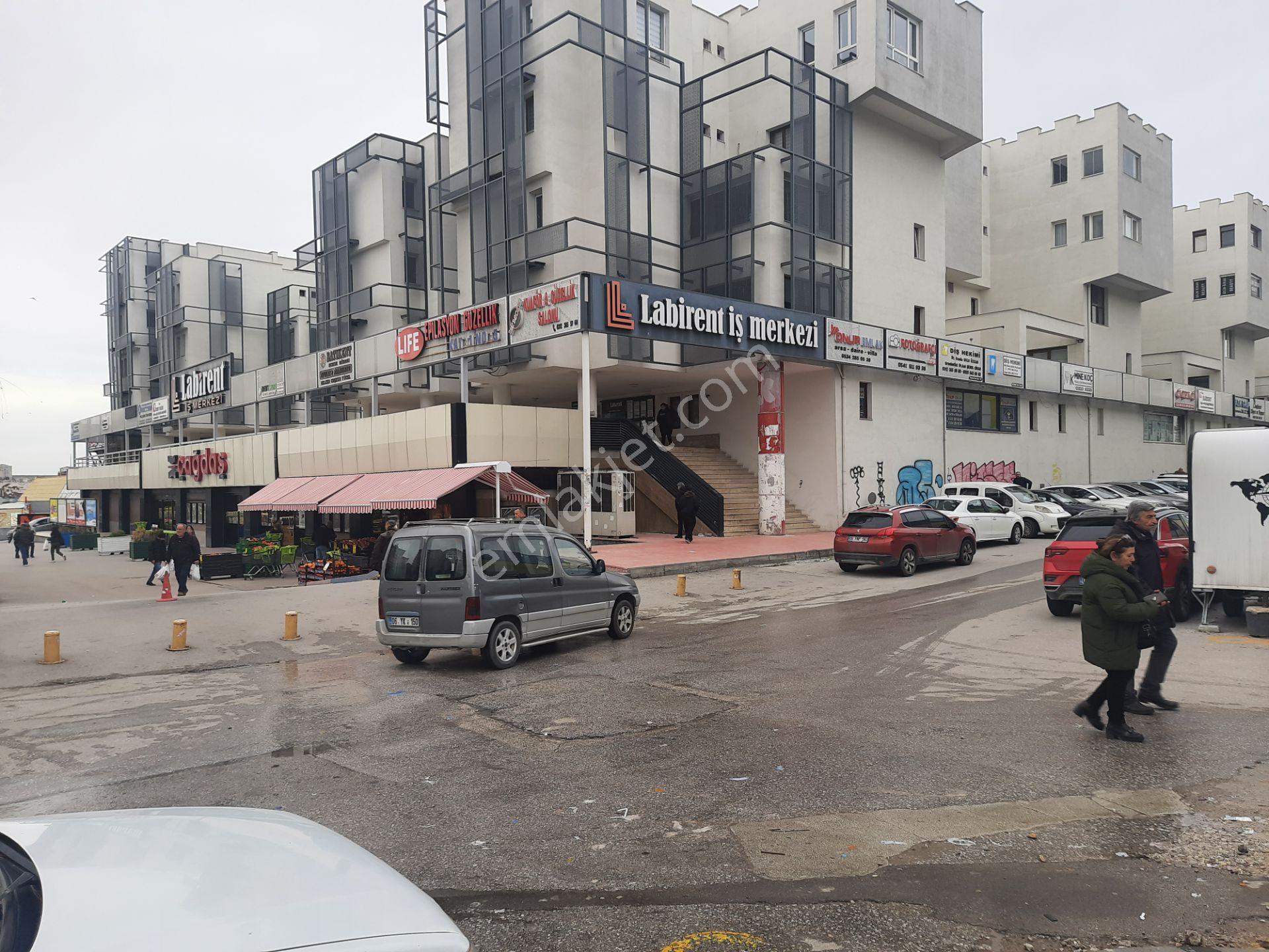 Satılık İşyeri Ofis Büro Plaza Metro Avm Labirent İş Merkezi Ulaşım Otobüs Dolmuş İşlek Cadde - Görsel 10