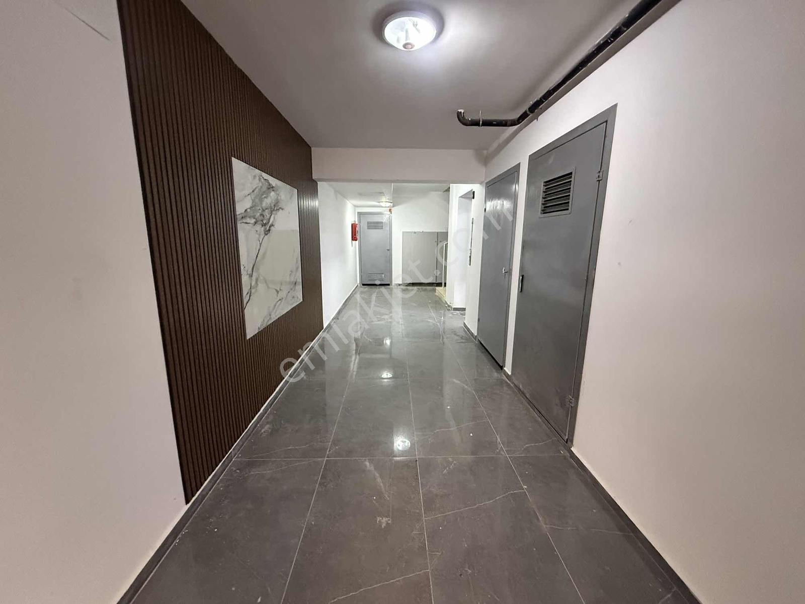 Akhisar Reşatbey Mh. Kiralık 2+1 Sıfır Lüx Arakat Daire - Görsel 18