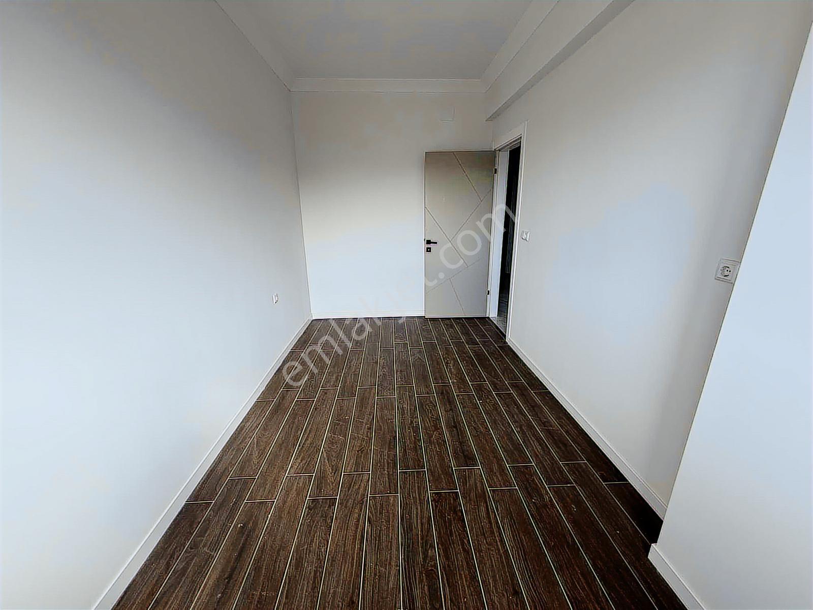 Akhisar Reşatbey Mh. Kiralık 2+1 Sıfır Lüx Arakat Daire - Görsel 5