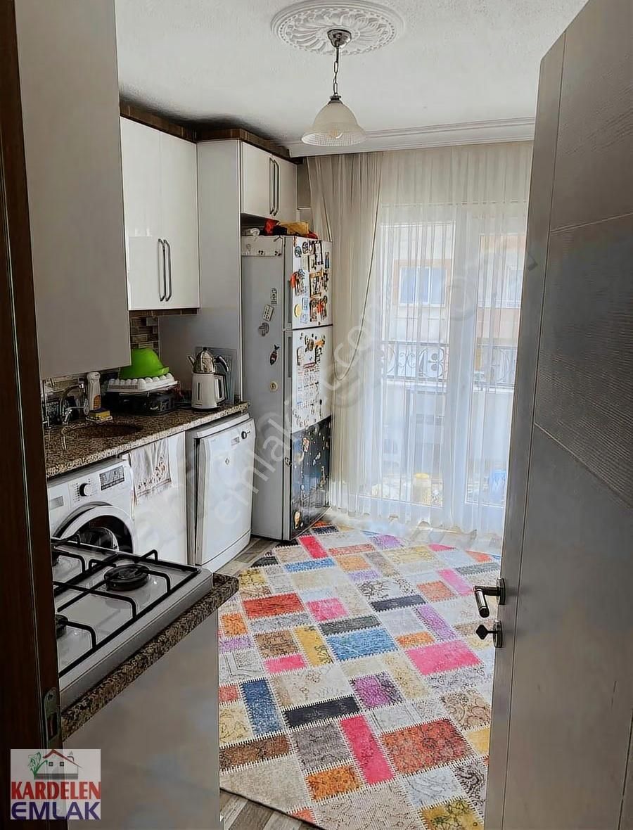 Soma Cuma Mah.taş Konaklar Sitesinde 2+1 Daire - Görsel 3