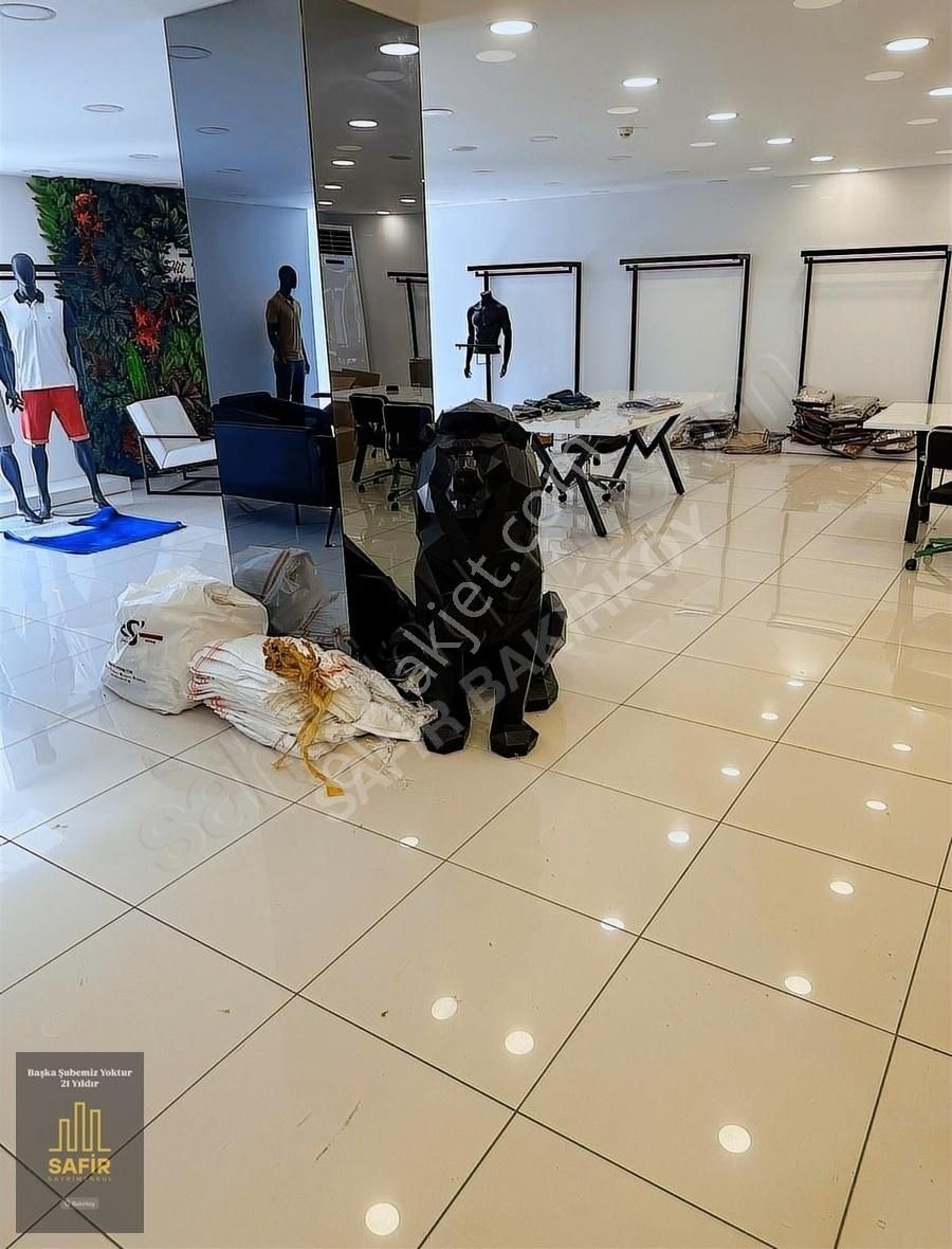 Merter 375 M2 Kiralık Magaza - Görsel 5