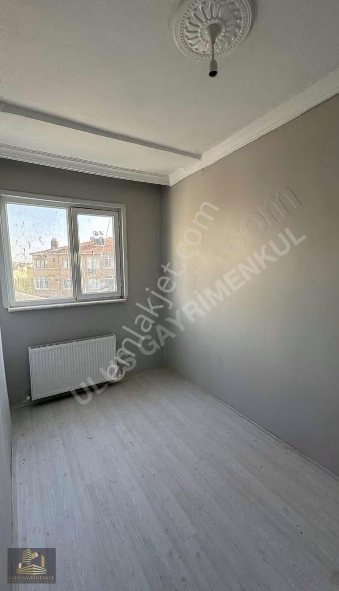 Ulus'tan Kocamustafapaşa'da Sıfır Tadilat 1+1 42m2 2.kat - Görsel 11