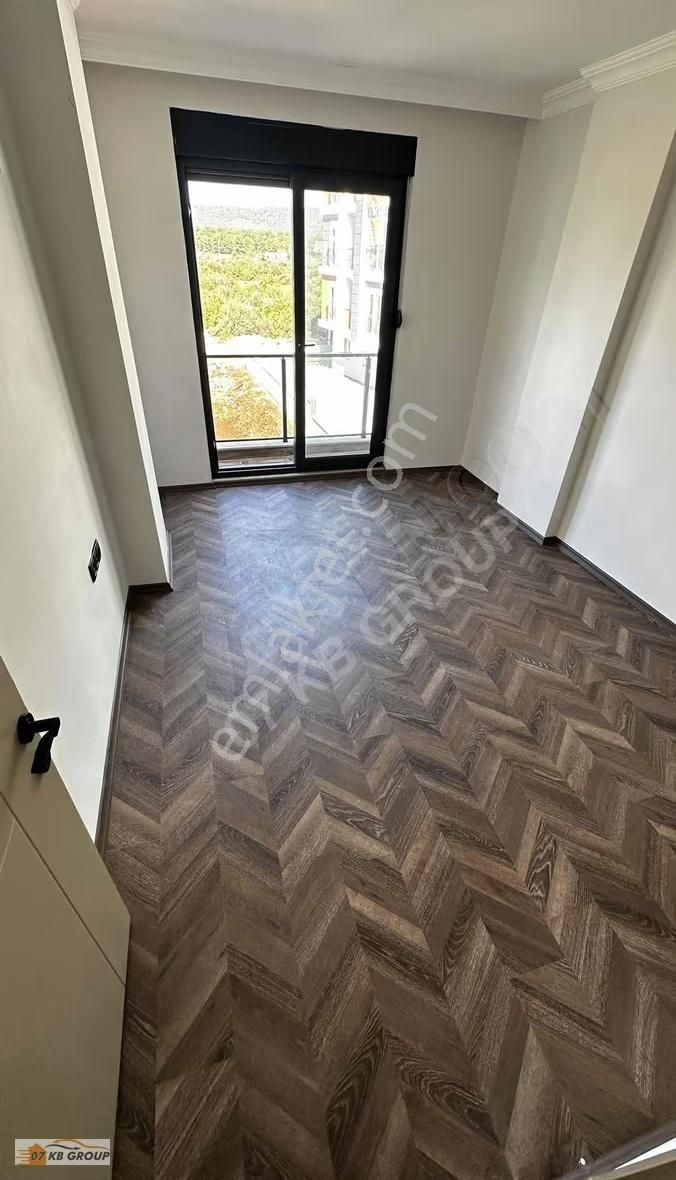 Eşyasız 2+1 Ayrı Mutfak Sıfır Kiralık - Görsel 3