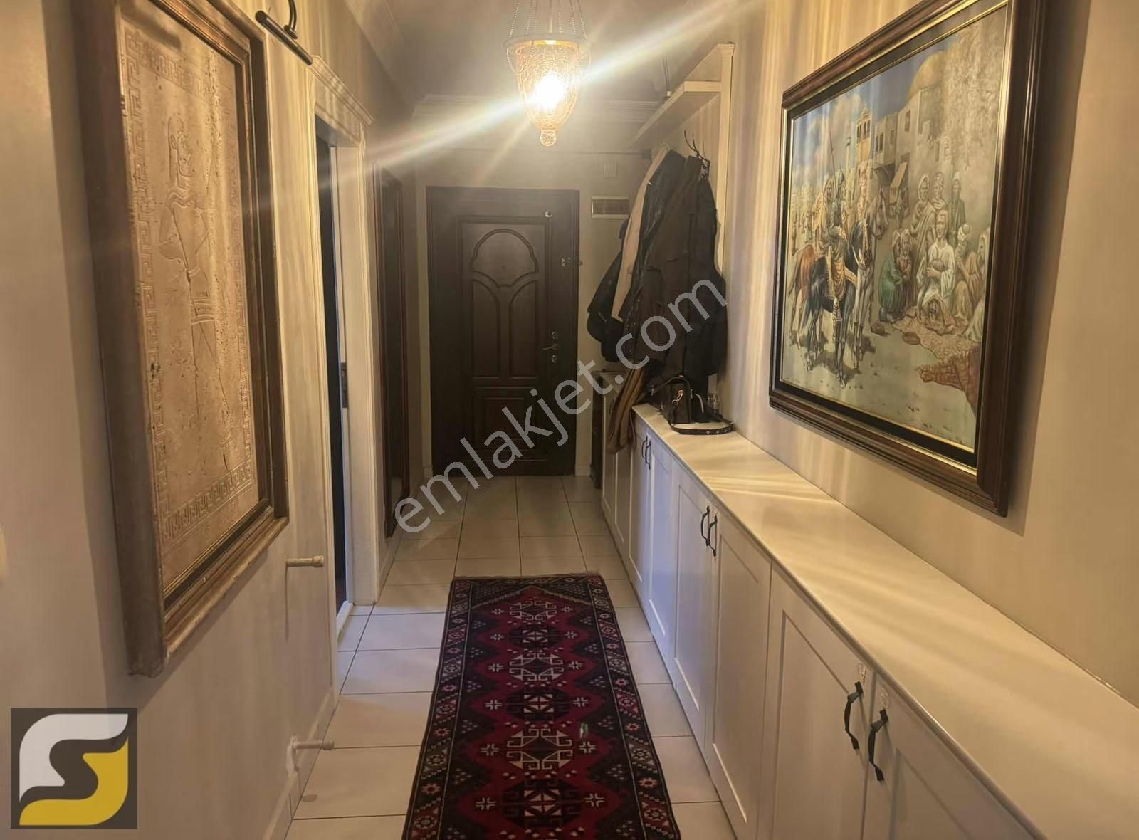 Cumhuriyet Mahallesinde Satılık 3+1 Ayrı Mutfak Daire - Görsel 6