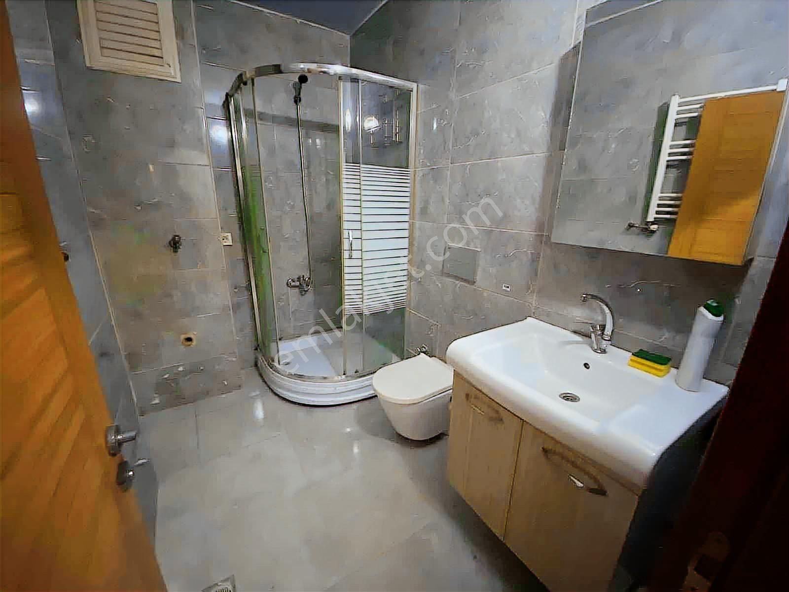 Gebze Barış Mah Satılık Kapalı Otopark Üstü 2+1 | 6 Yıllık Daire - Görsel 15