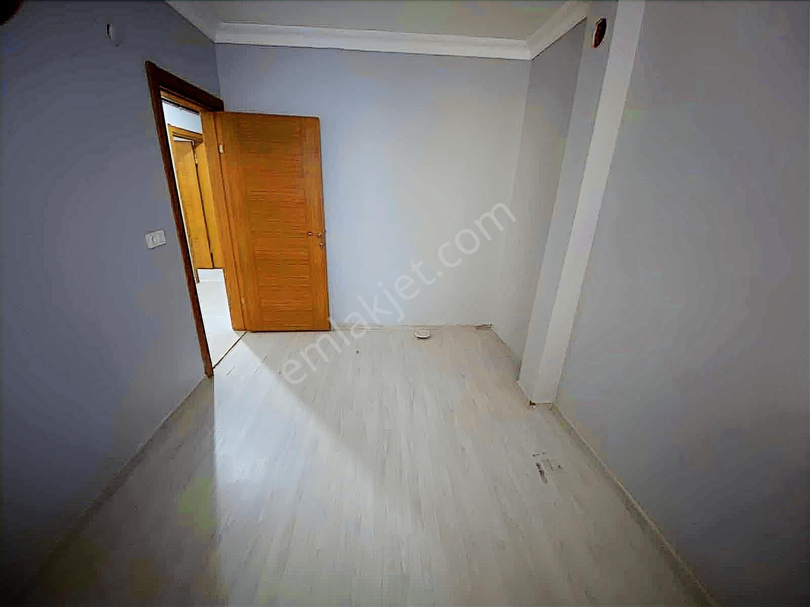 Gebze Barış Mah Satılık Kapalı Otopark Üstü 2+1 | 6 Yıllık Daire - Görsel 7