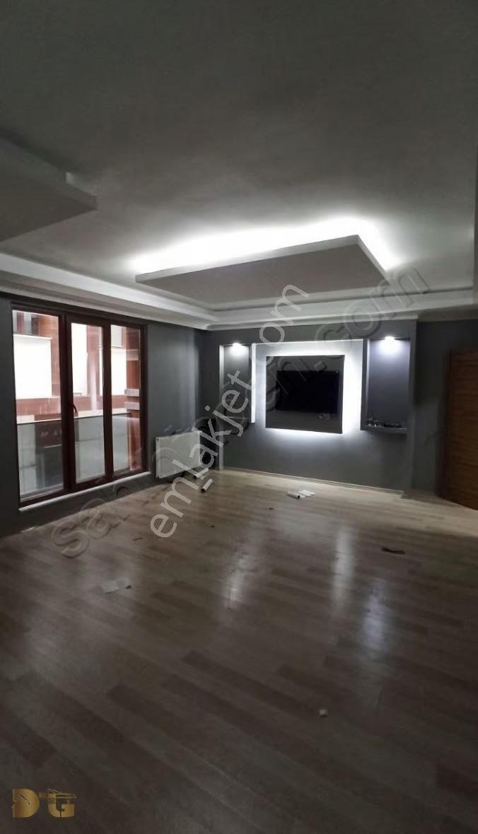 Deba İnşaattan Site İçerisinde Kiralık Ara Kat Daire