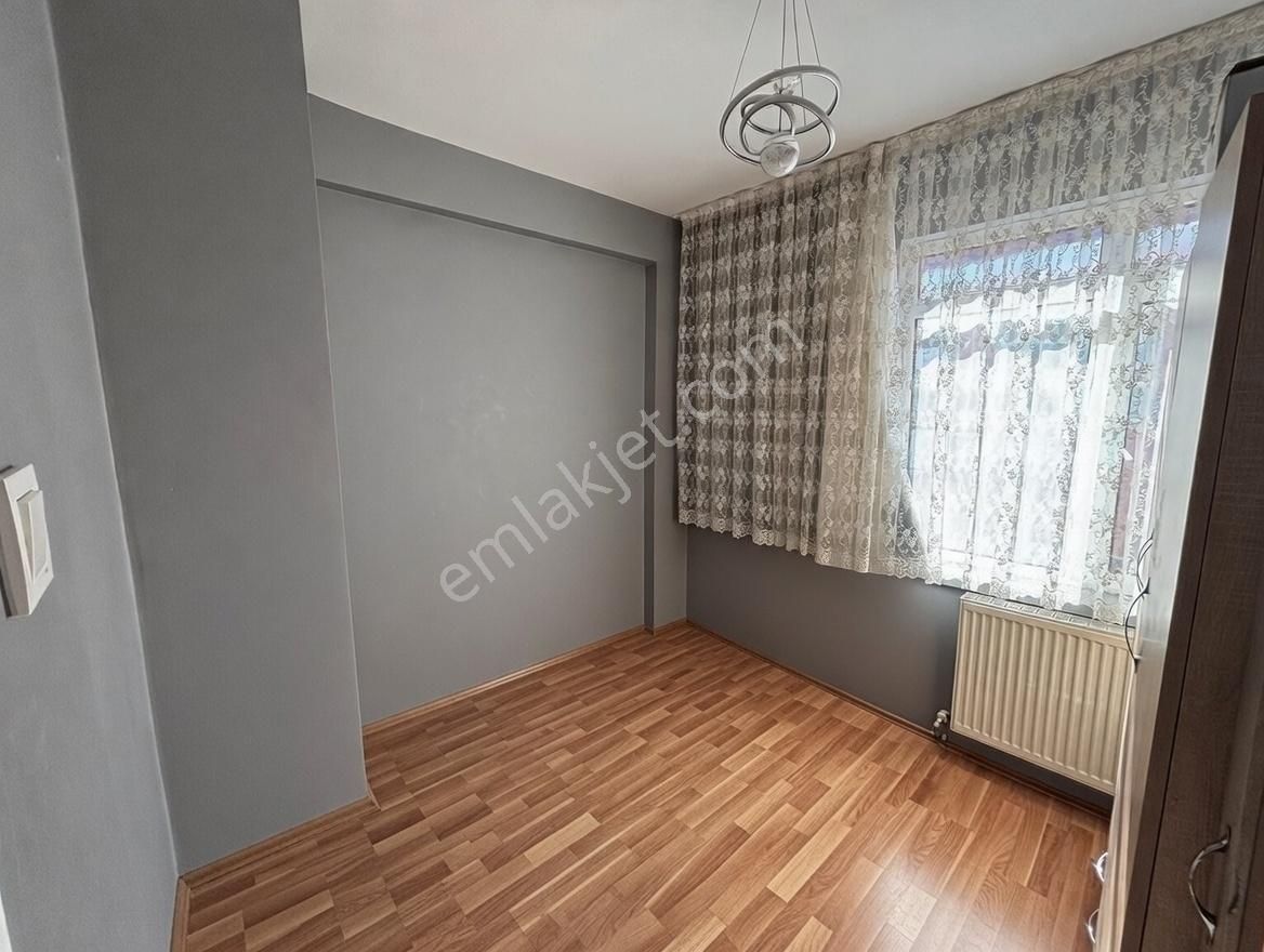 Tepebaşı Mahallesin'de Manzaralı Ara Katta 3+1 Daire - Görsel 6