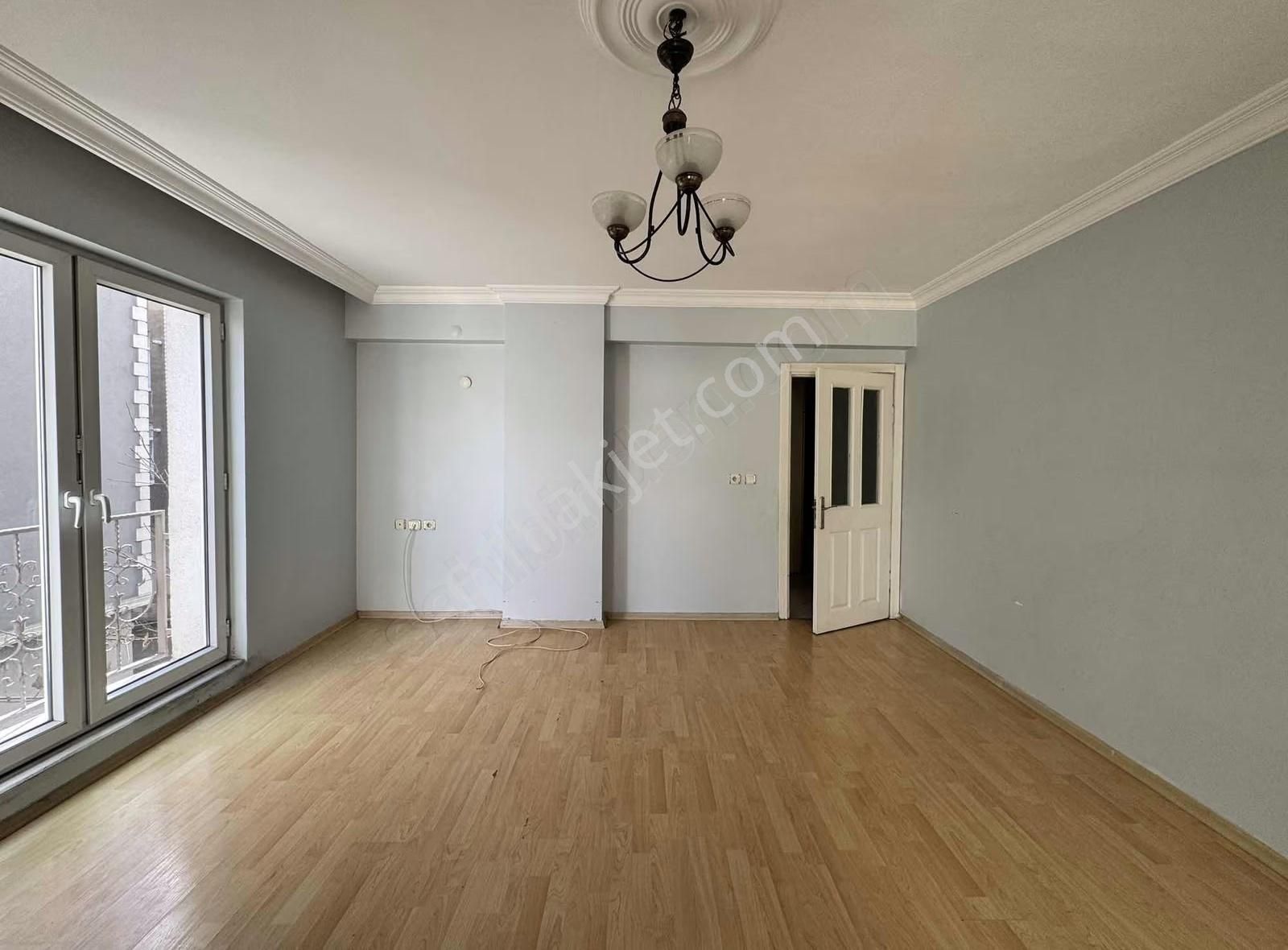 Fevzipaşa Mahallesin De Satılık 2+1 Daire - Görsel 5