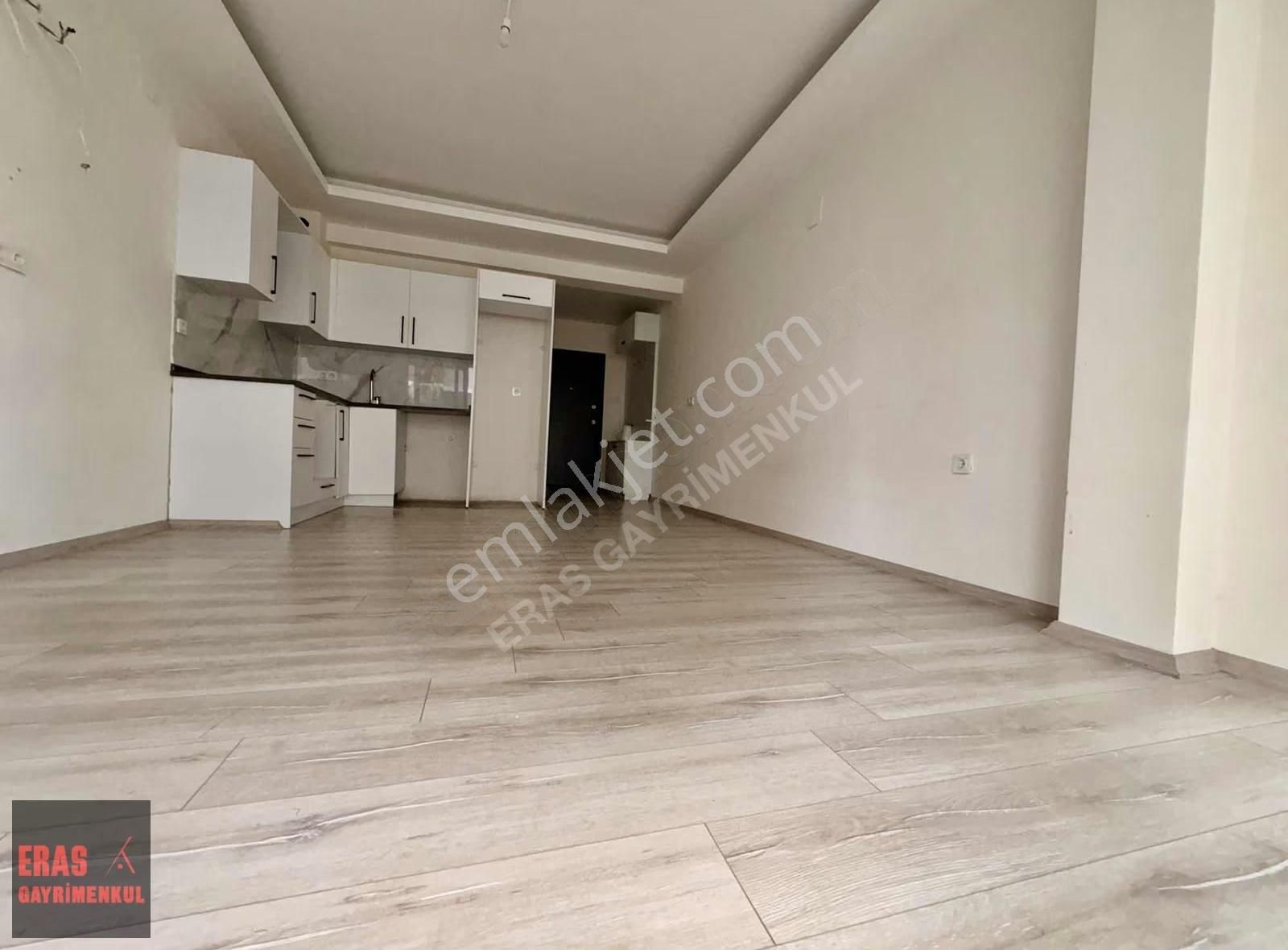 Eras Gayrimenkulden Dalaman'da Yüzme Havuzlu Sitede 1+1 Daire - Görsel 18