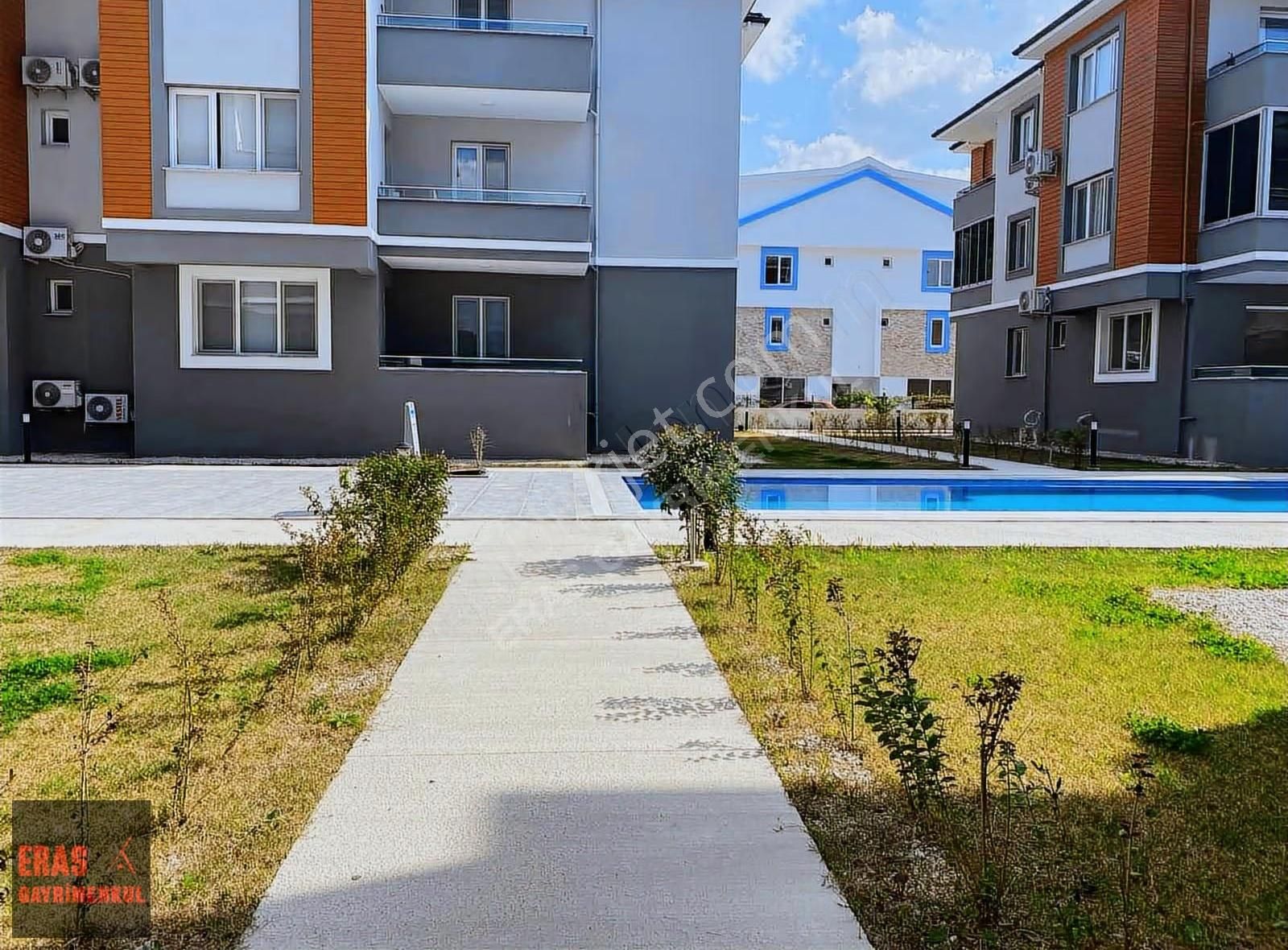 Eras Gayrimenkulden Dalaman'da Yüzme Havuzlu Sitede 1+1 Daire - Görsel 12