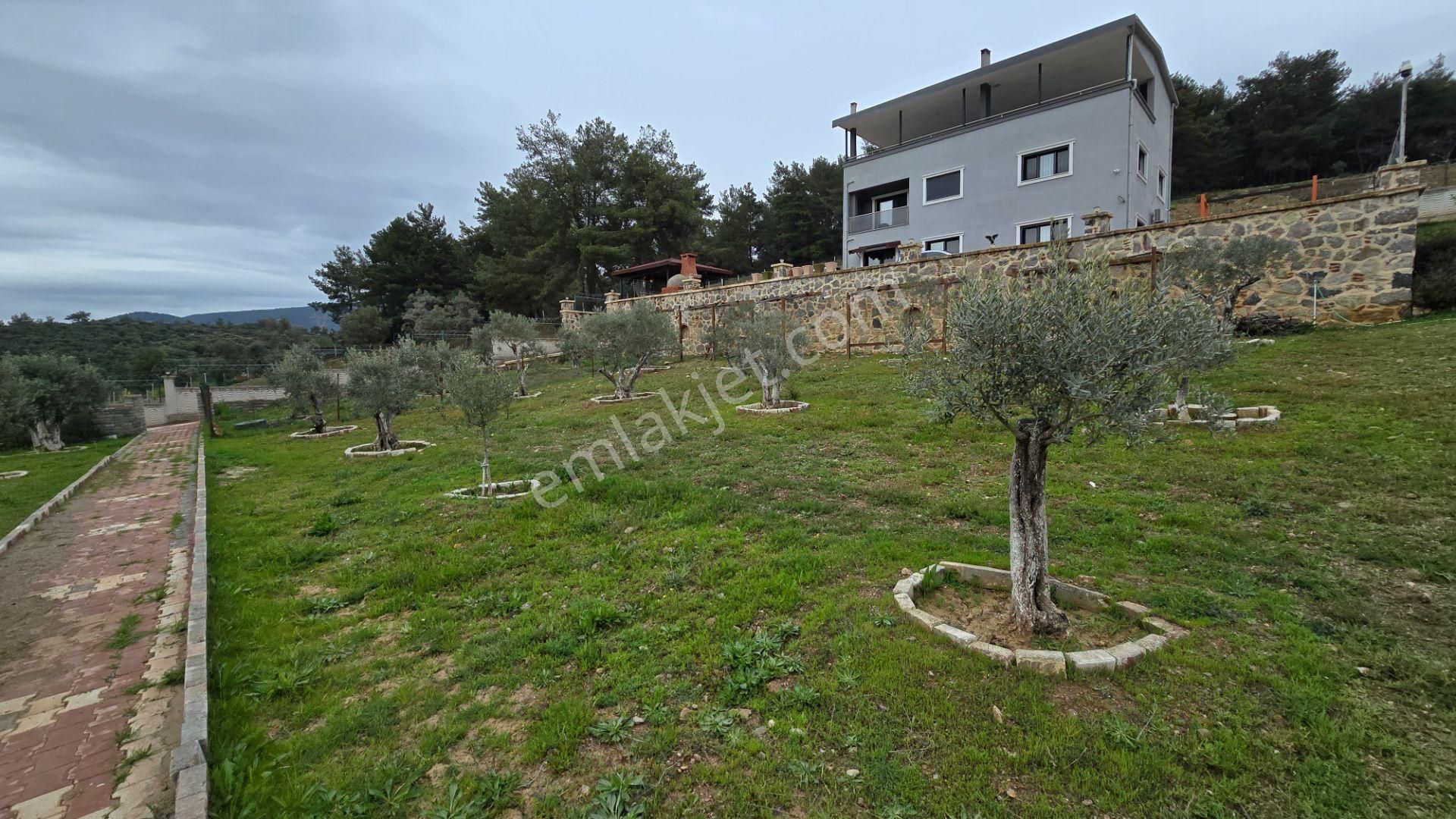 Buca Kırklar Mahallesinde Satılık Arsa İçinde Müstakil Ev - Görsel 2