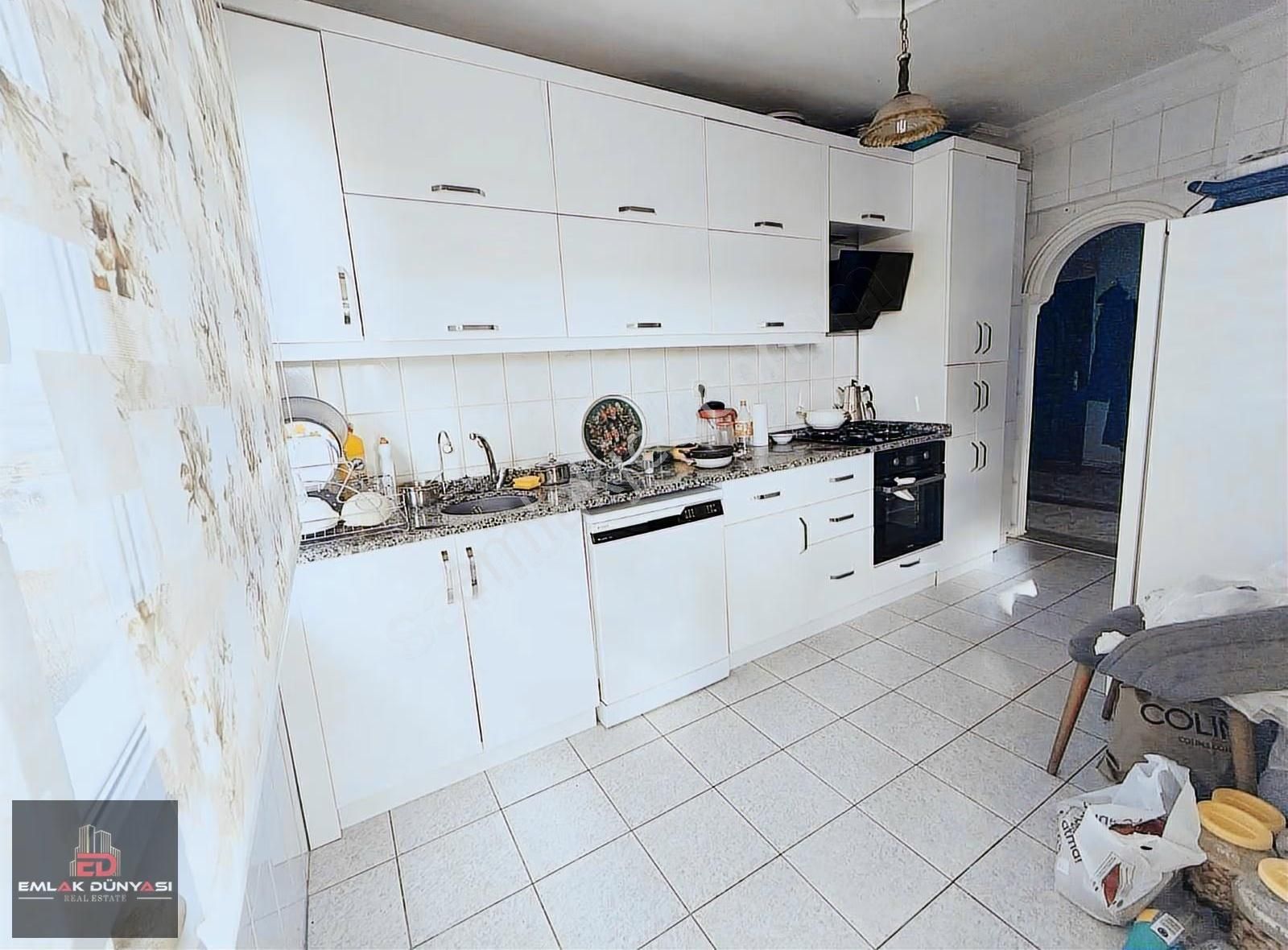 Şelale Mah.site İçi Full Krediye Açık Ara Katta 3+1 145m2 Daire