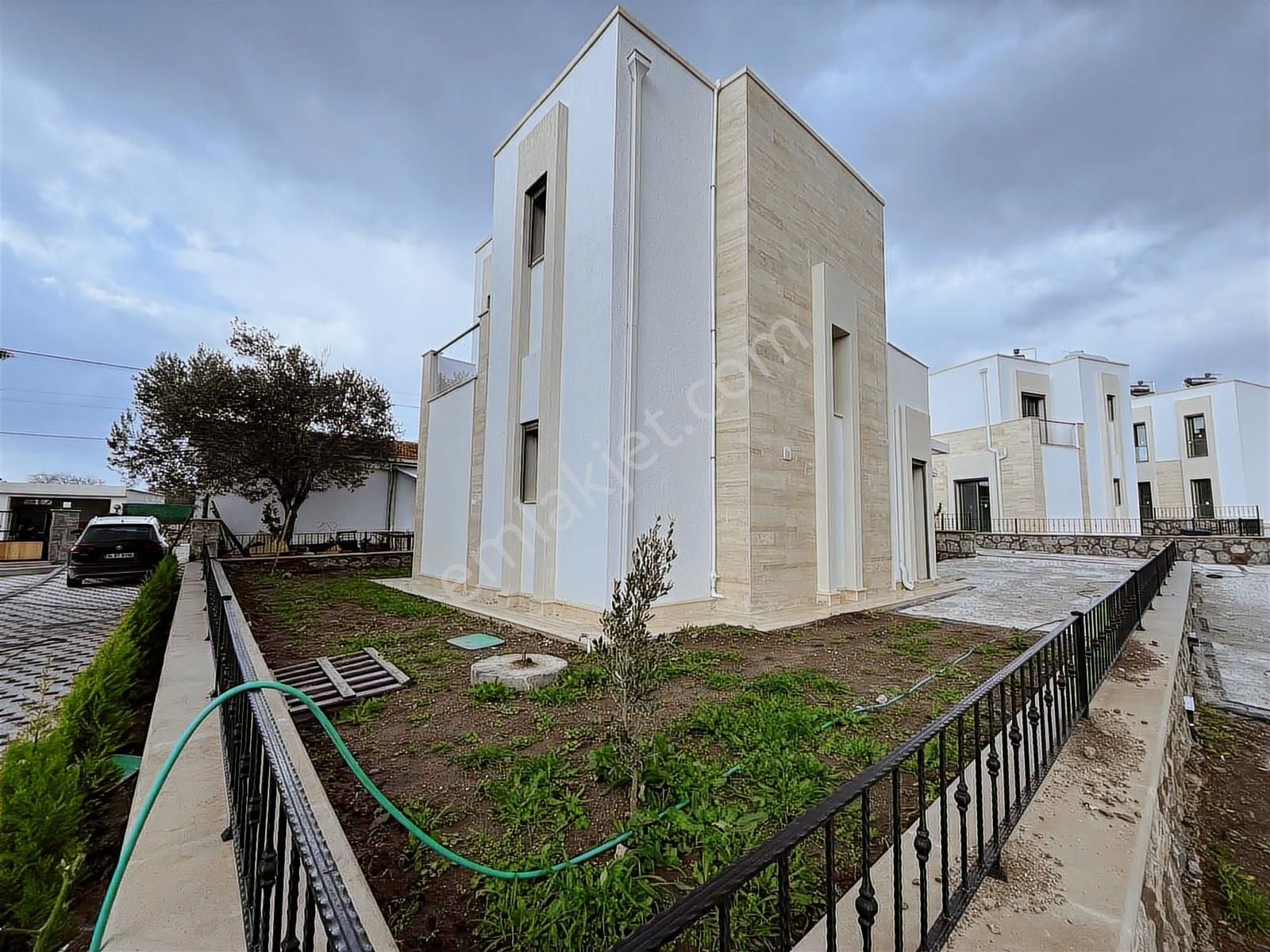 Gümüşlük Merkezde Müstakil Eşyasız 3+1 Kiralık Villa - Görsel 19