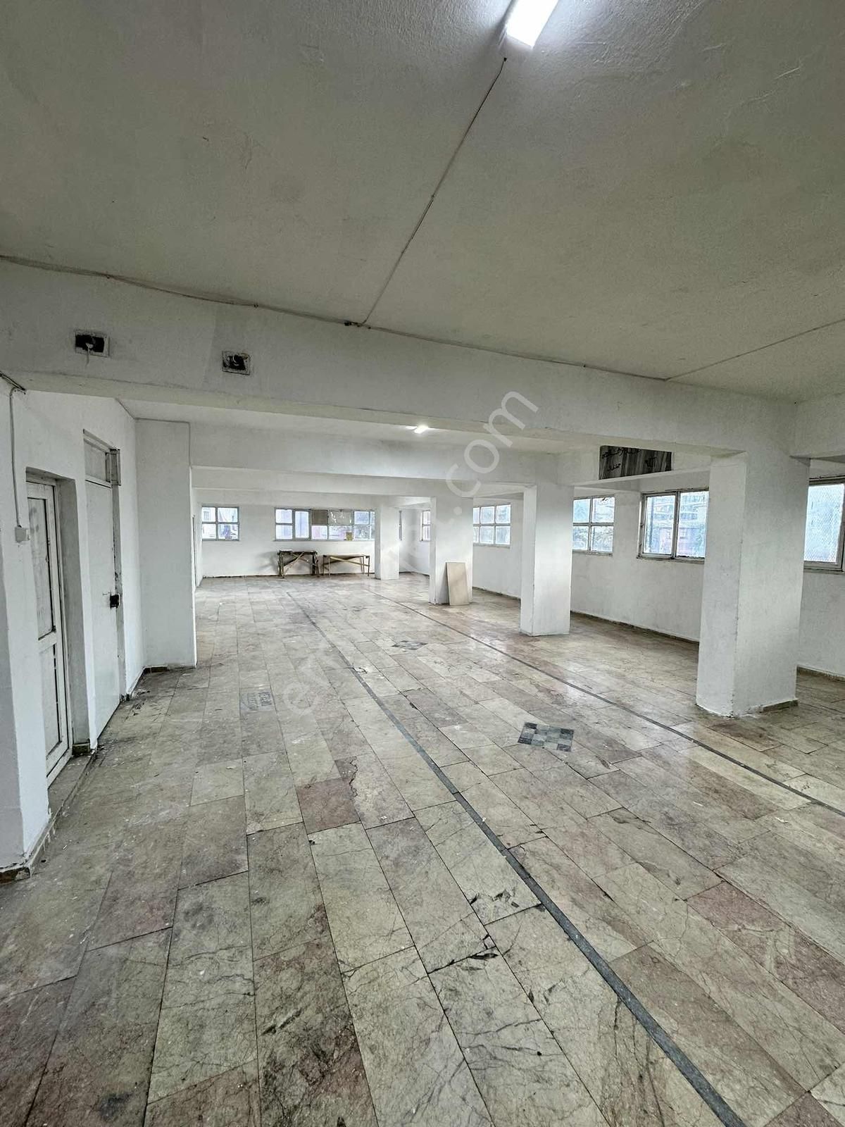 Beyoğlu Hacıahmette Merkezi Konumda 170 M² Atölye&depo&ofis - Görsel 2