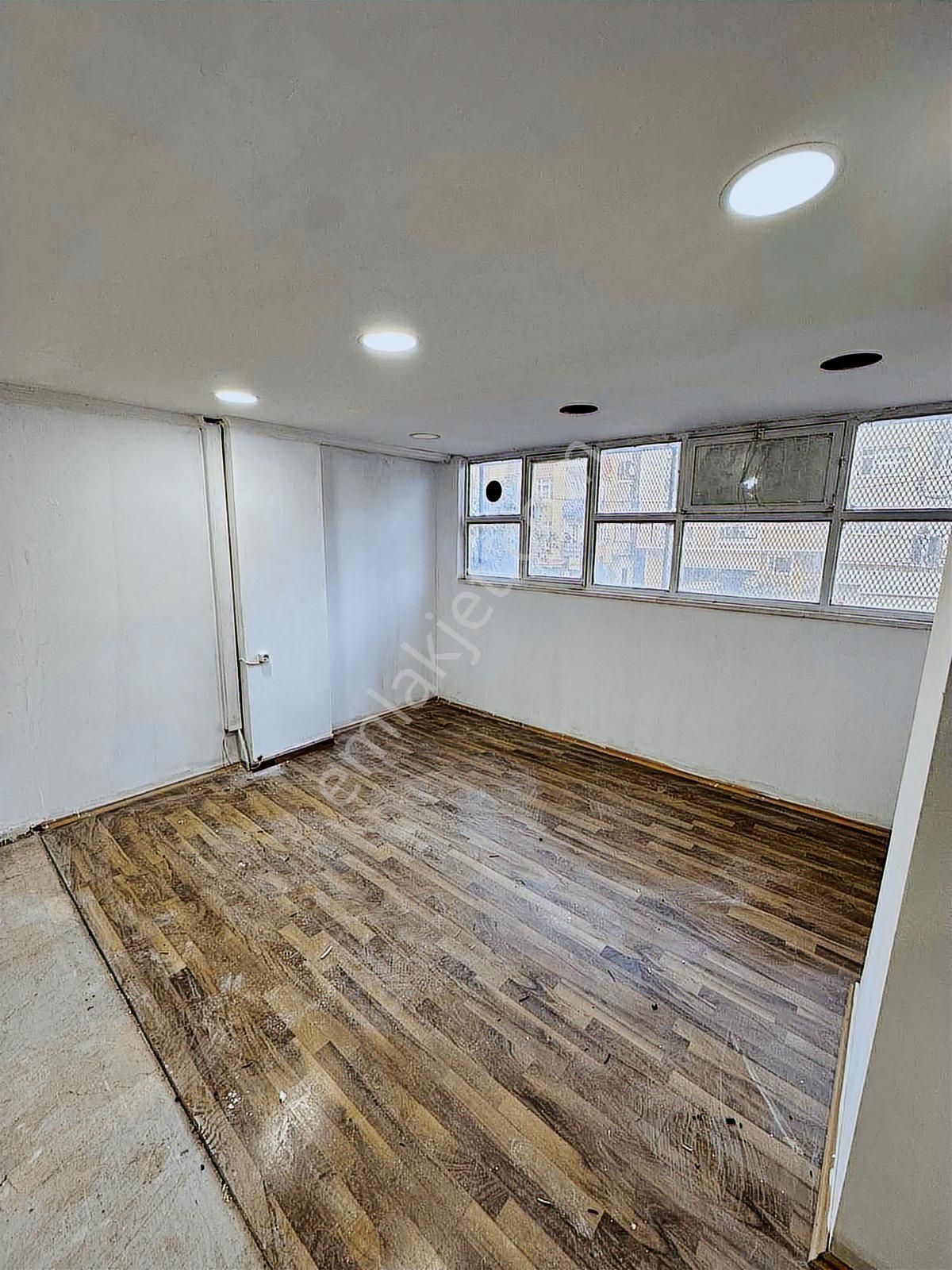 Beyoğlu Hacıahmette Merkezi Konumda 170 M² Atölye&depo&ofis - Görsel 3