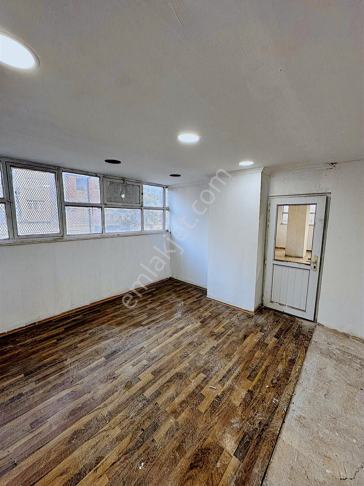 Beyoğlu Hacıahmette Merkezi Konumda 170 M² Atölye&depo&ofis - Görsel 11