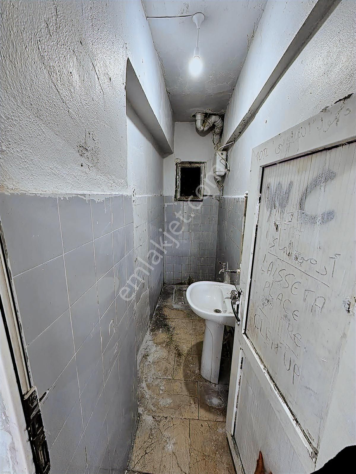 Beyoğlu Hacıahmette Merkezi Konumda 170 M² Atölye&depo&ofis - Görsel 13
