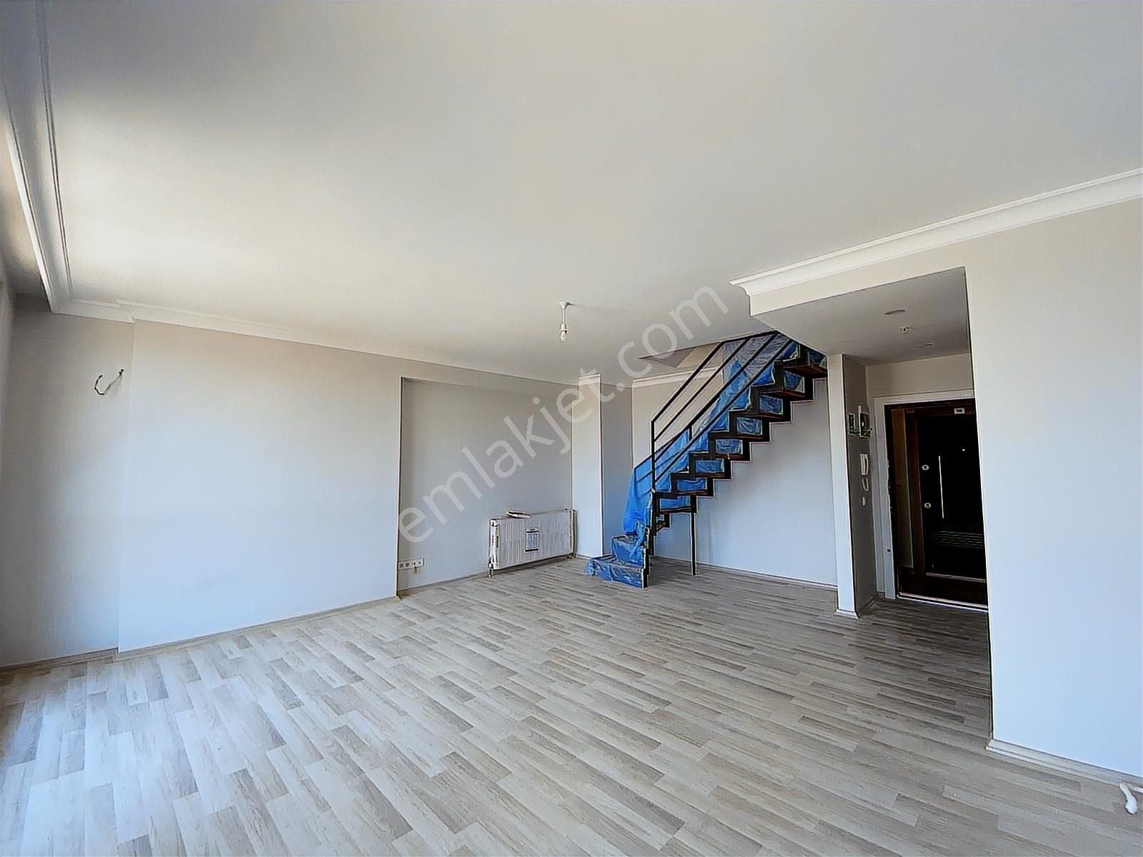 Kağıthane Metropark Residence Manzaralı Lüks 4+1 Teraslı Dubleks - Görsel 18