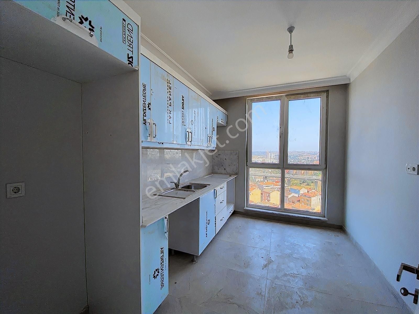 Kağıthane Metropark Residence Manzaralı Lüks 4+1 Teraslı Dubleks - Görsel 29