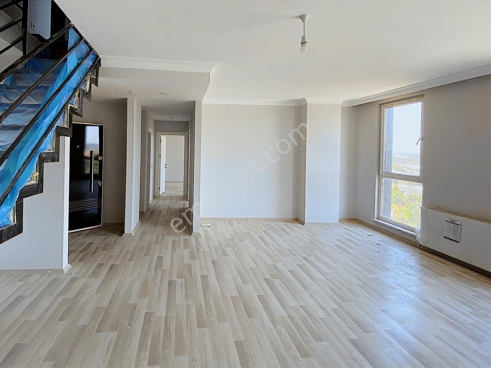 Kağıthane Metropark Residence Manzaralı Lüks 4+1 Teraslı Dubleks - Görsel 12