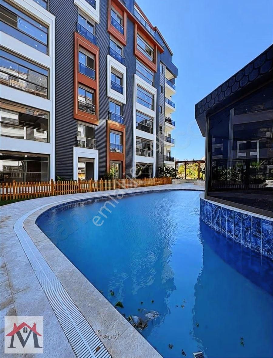 Muratpaşa Gayrimenkulden Havuzlu Site İçerisinde 1+1 Daire - Görsel 3