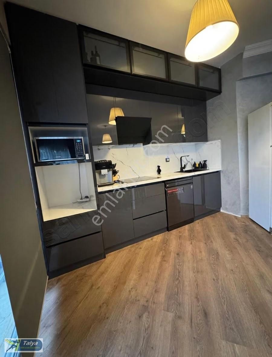 Belek Merkezde Güvenlikli Site İçerisinde Havuzlu 3+1 Geniş Satı - Görsel 12