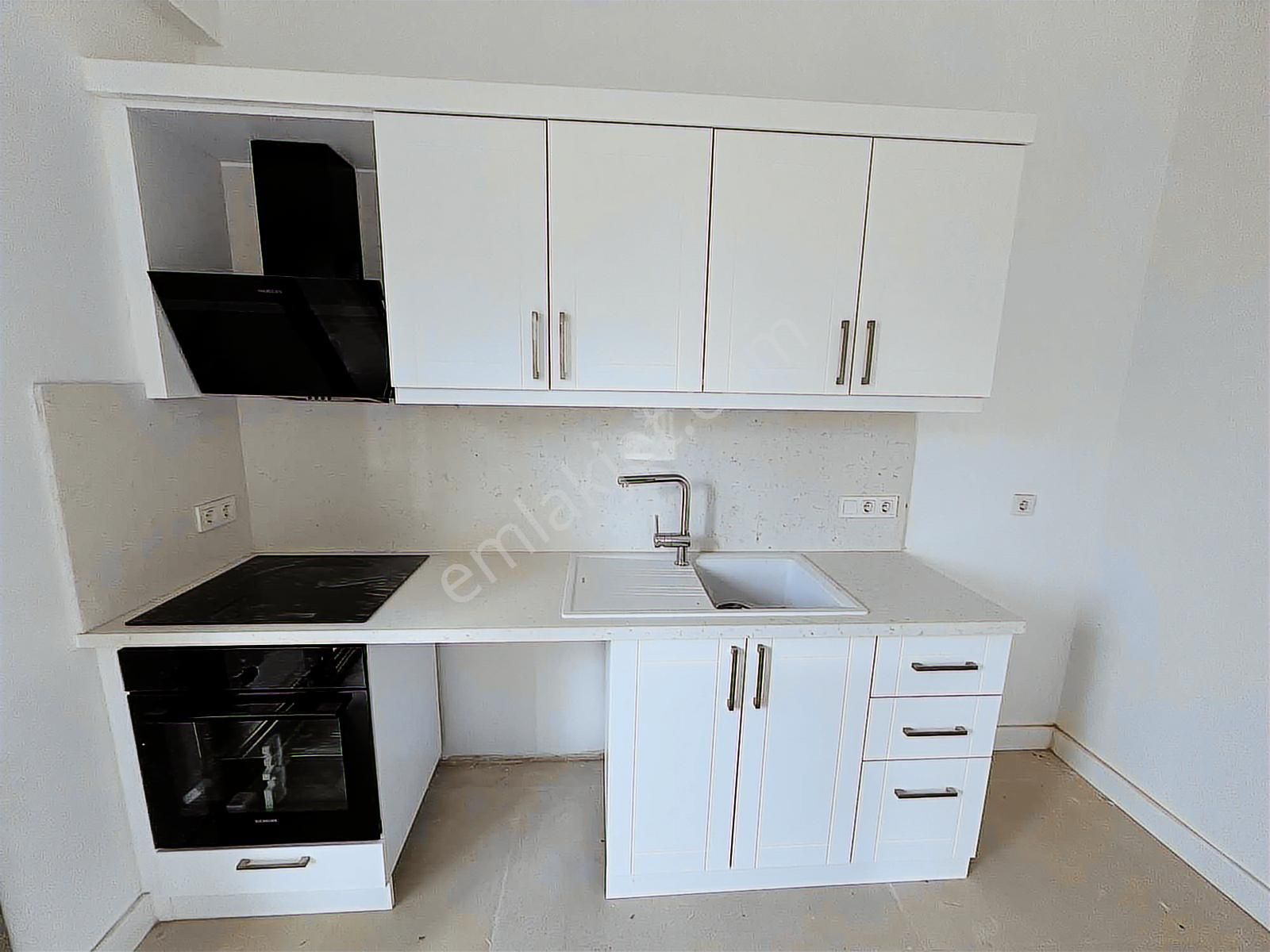 Gümüşlük Merkezde Eşyasız 2+1 Kiralık İkiz Dubleks Villa - Görsel 20