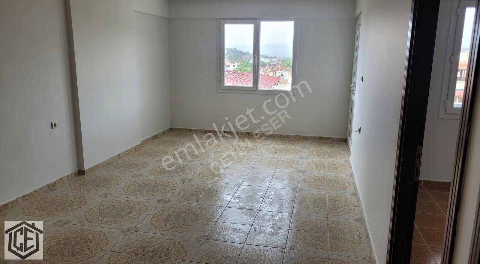 Ürkmez'de Plaja 200m, 1+1 50m² Satılık Daire - Görsel 16