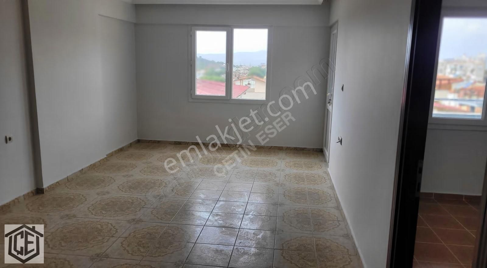 Ürkmez'de Plaja 200m, 1+1 50m² Satılık Daire - Görsel 12