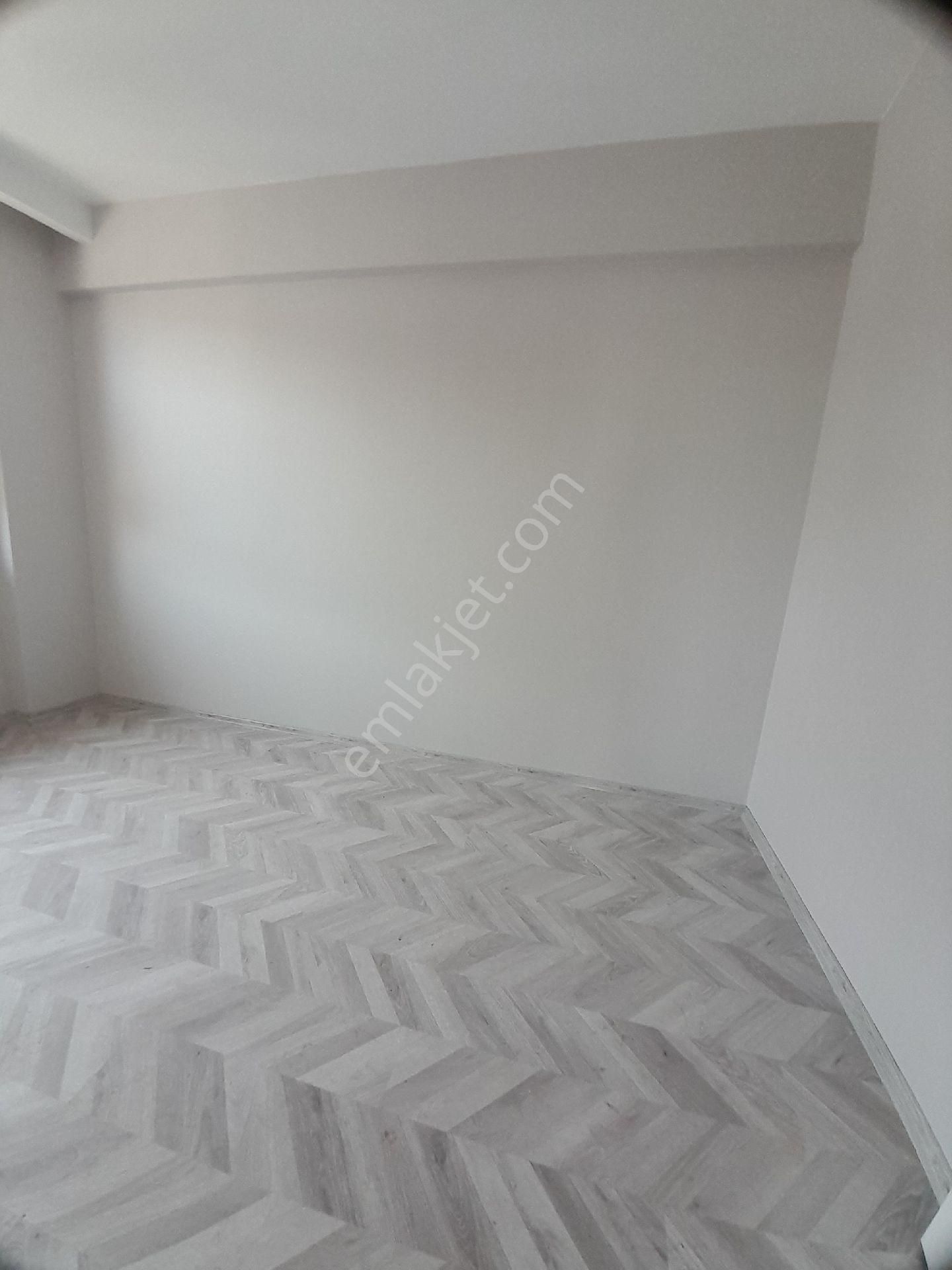 Körfez'de Satılık 1+1 Daire - Görsel 15