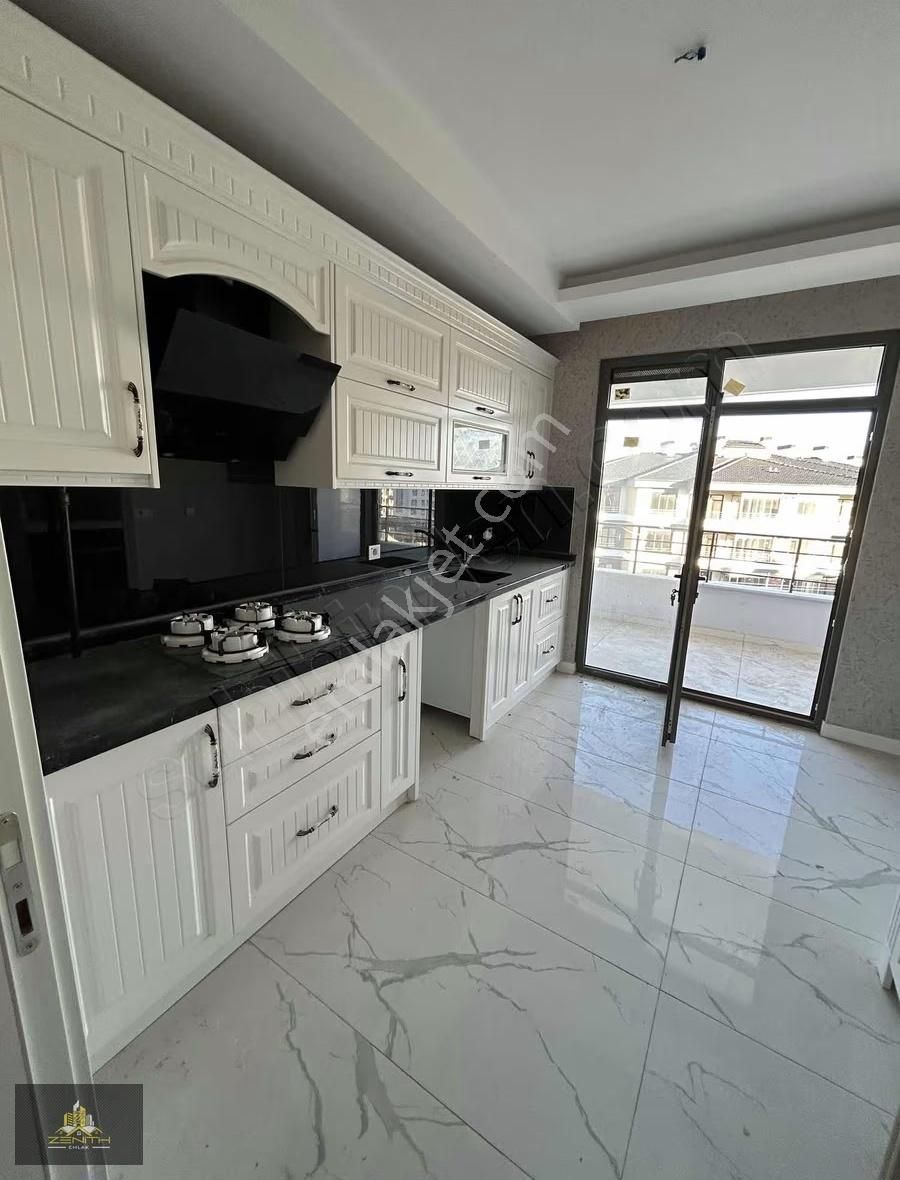 Zenith'den Selahattin Eyübi Mah. Satılık Ultra Lüx 3,5+1 Daire - Görsel 5