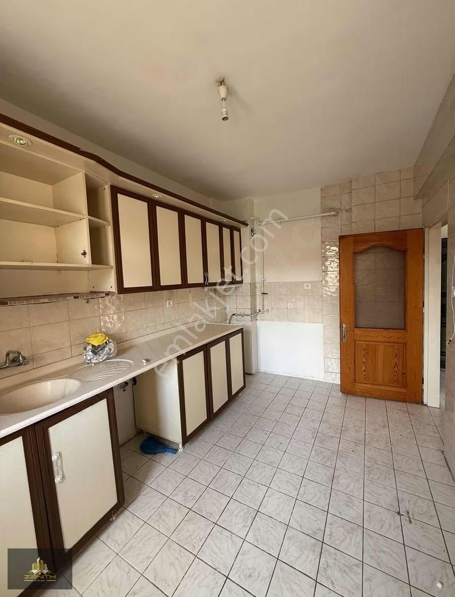 Bosna Hersek Büyük Hizmet Cad.üzeri 3+1 Ara Kat Kirlalık Daire - Görsel 4