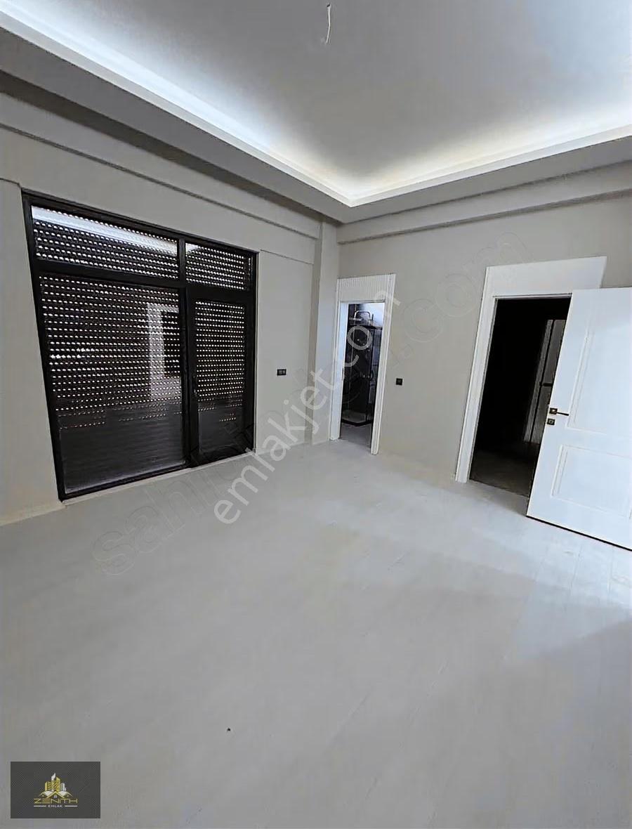 Zenith'den Satılık 4,5+1 Villa - Görsel 35