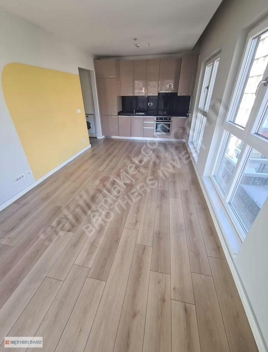 Brothers'tan Nef 11 Sitesinde Büyük Tip Boş Oturumluk 1+1 Daire - Görsel 14