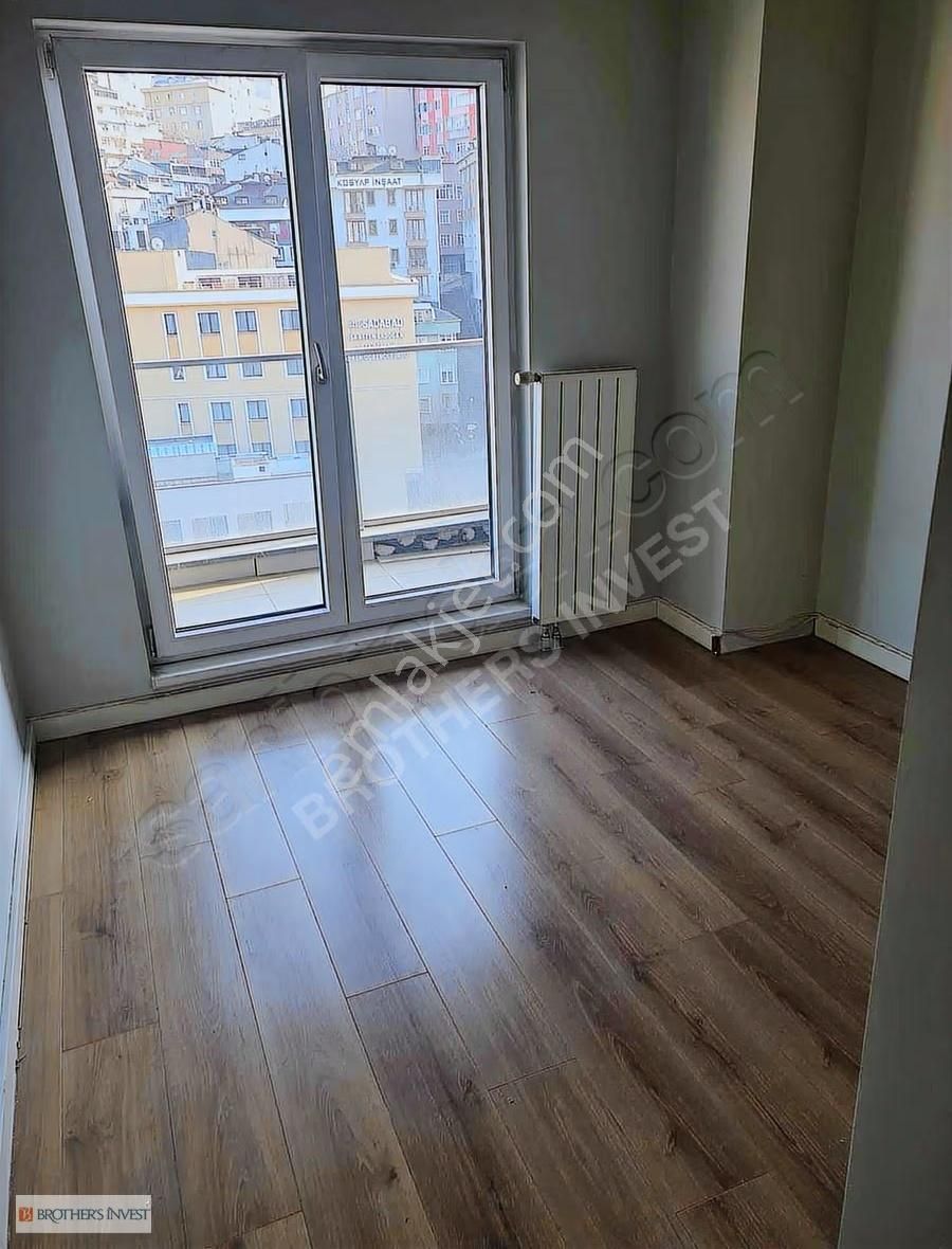 Brothers'tan Nef 11 Sitesinde Büyük Tip Boş Oturumluk 1+1 Daire - Görsel 8