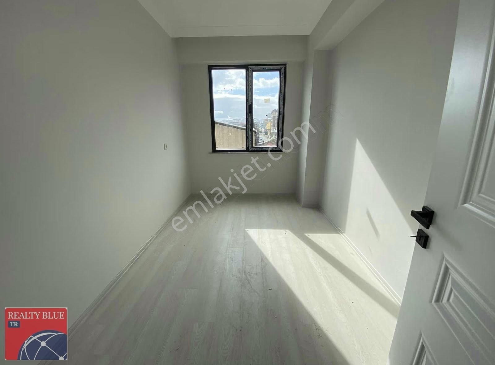 Sultanbeyli Akşemsettin Sıfır Binada Arakat 3+1 Satılık - Görsel 17