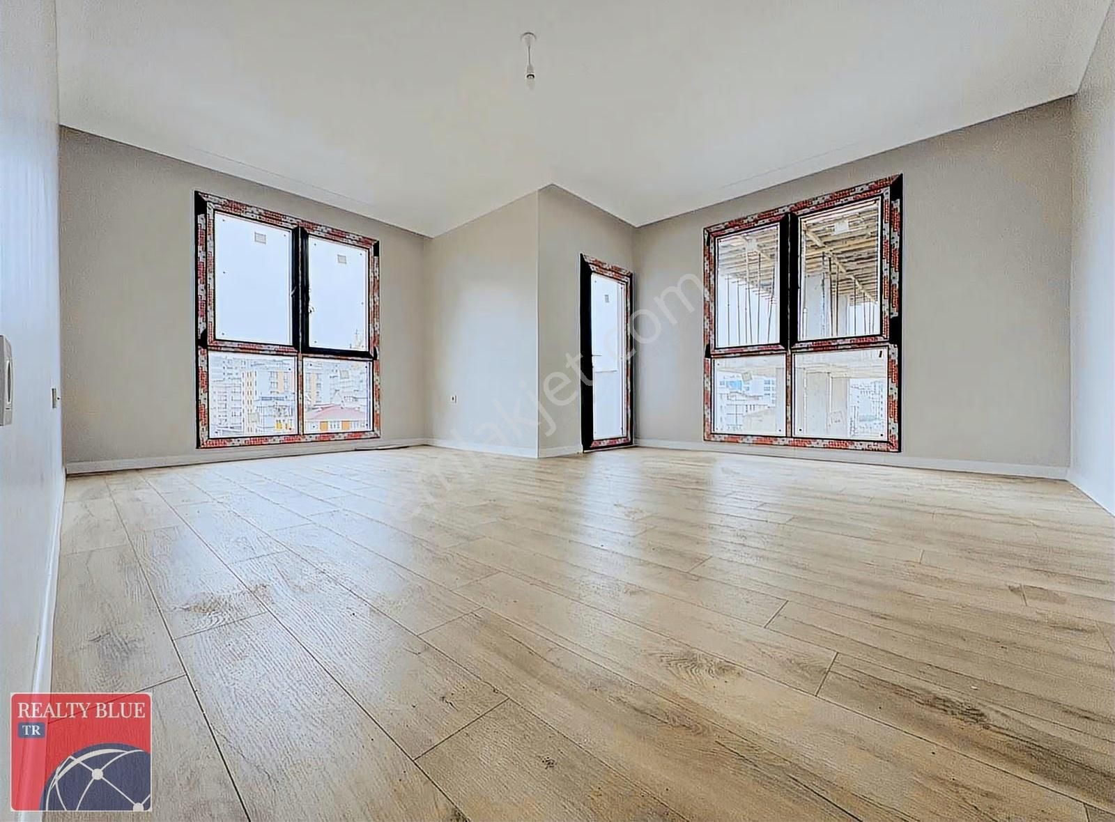 Sultanbeyli Adil Mah Satılık Lüx 5+2 Üst Dublex