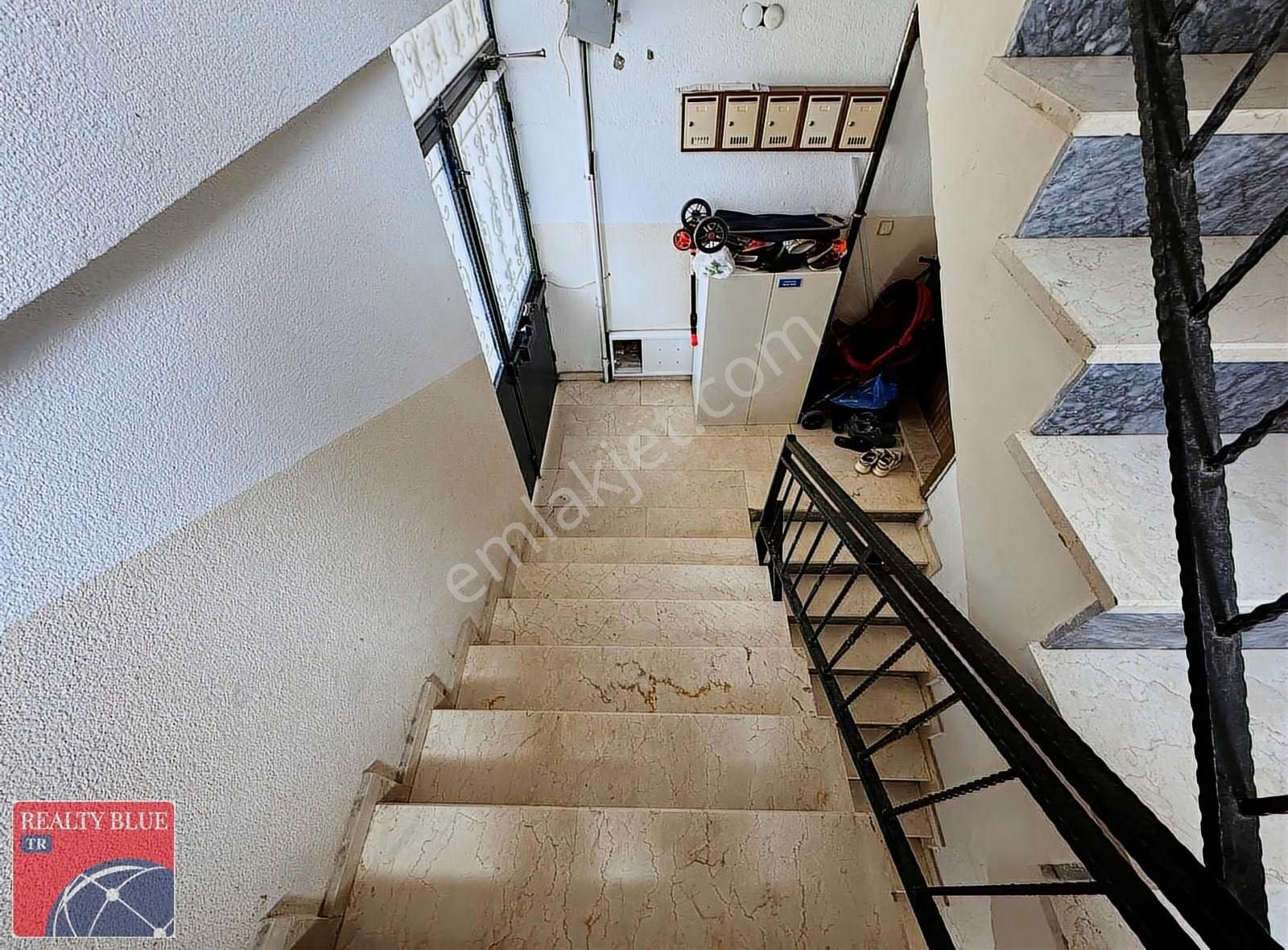 Ümraniye N.fazıl'da Krediye Uygun Metroya Yakın Geniş 2+1 Daire - Görsel 27