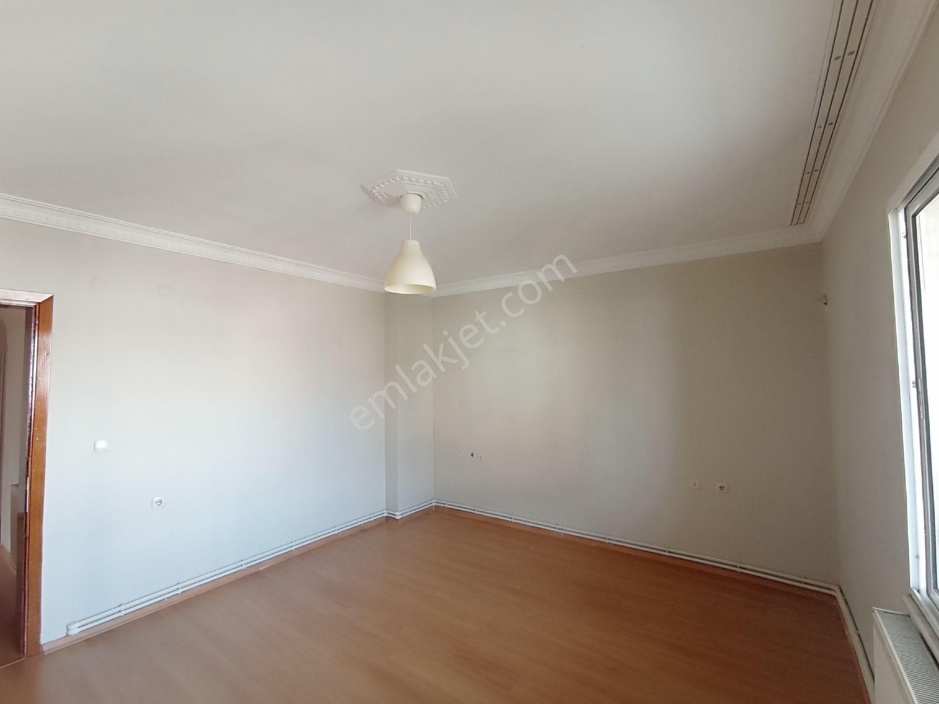 Alyans Emlak'tan Sarniç'ta Kiralik 2+1 Geniş Daire - Görsel 7