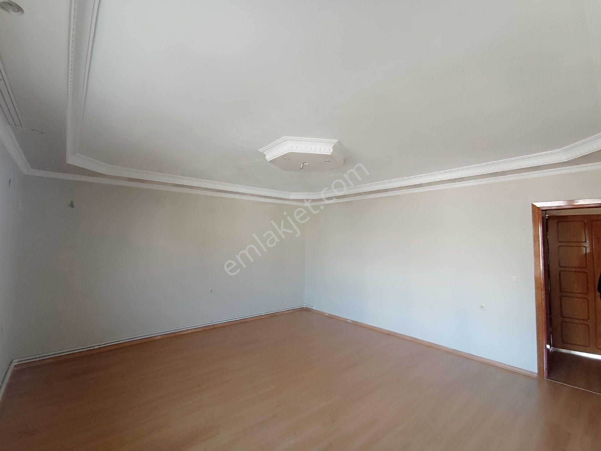 Alyans Emlak'tan Sarniç'ta Kiralik 2+1 Geniş Daire - Görsel 5