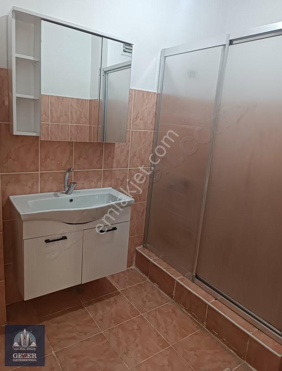 Küçükköyde Kiralık Orta Kat Daire - Görsel 7