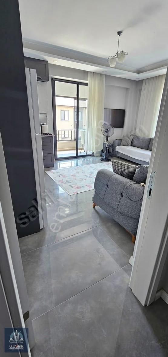 Karasuda Üniversiteye Yurtlara Yakın Sitede Kiralık Eşyalı Daire - Görsel 5