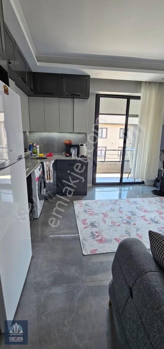 Karasuda Üniversiteye Yurtlara Yakın Sitede Kiralık Eşyalı Daire - Görsel 2