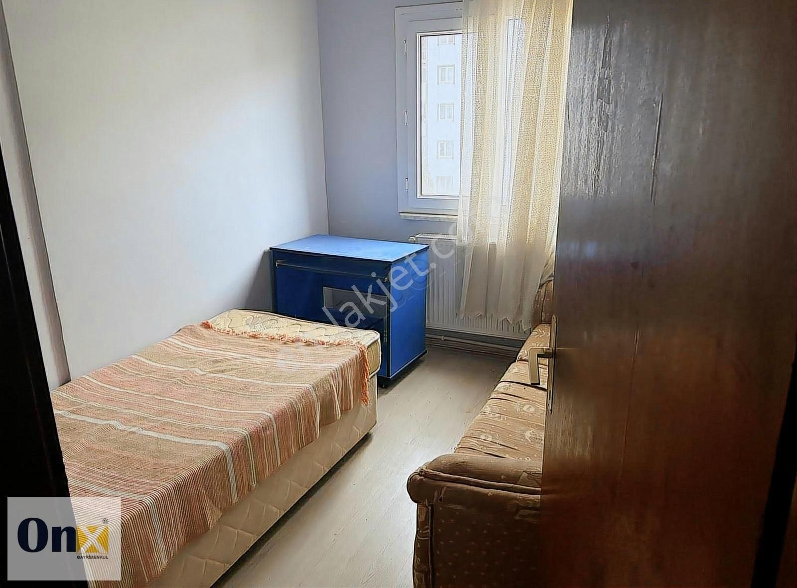 Ferizli Göçmen Konutlarında 5. Kat 2+1 Kiralık Daire - Görsel 15