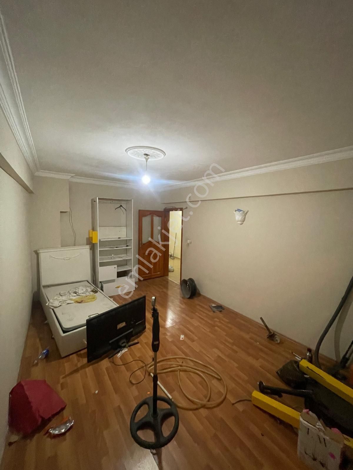 İsmetpaşa 2+1 105 M2 2. Kat Ebeveyn Banyolu Temiz Kiralık Daire Yabancıya Da Uygundur - Görsel 25