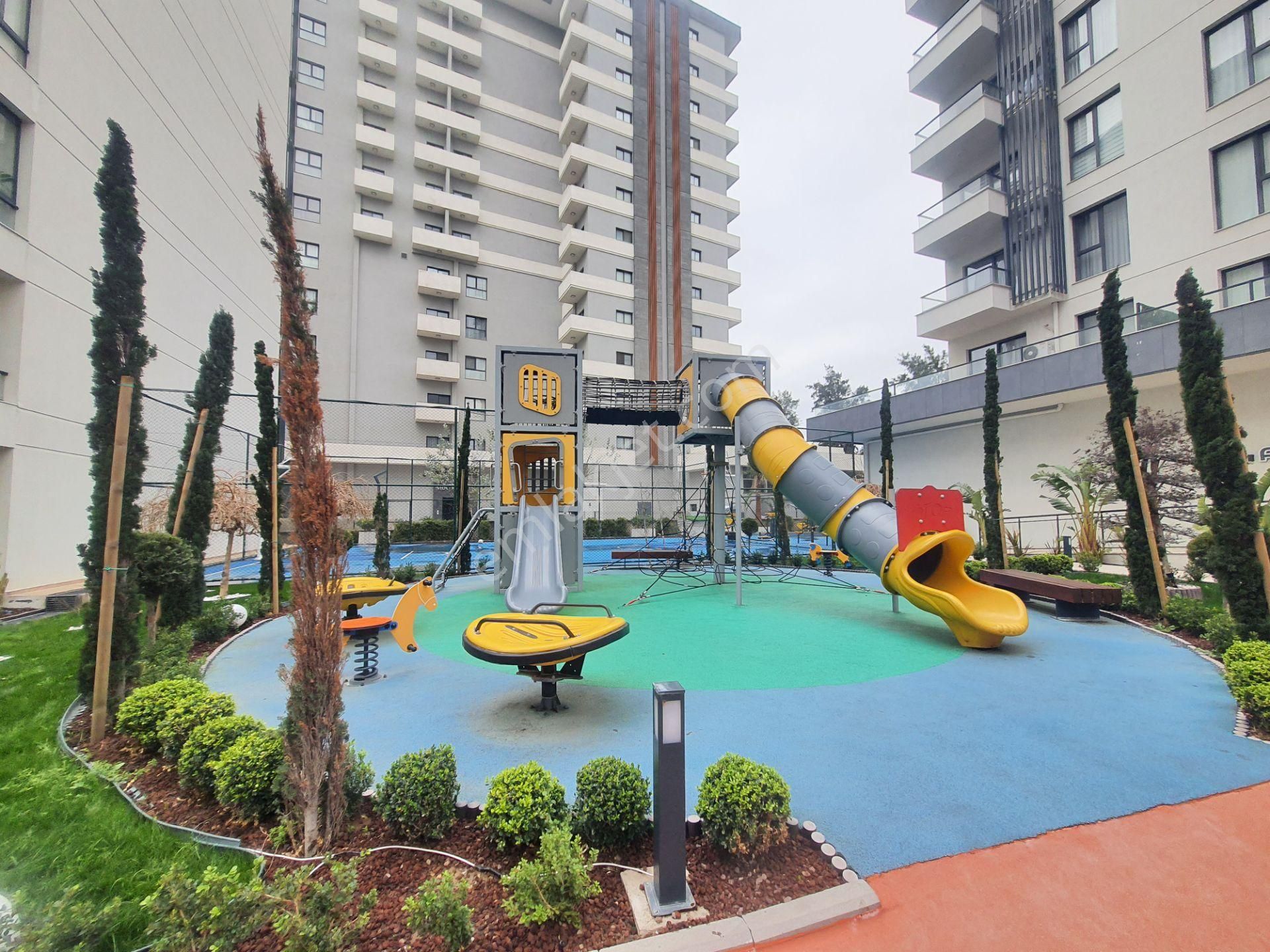 Yaşar Ünv. Yanı Park Yaşam Bornova Sitesinde 1+1 Kiralık Daire - Görsel 19